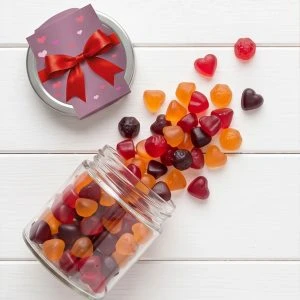 NATURFEH Geschenkglas Fruchtgummi Von Herzen geöffnet